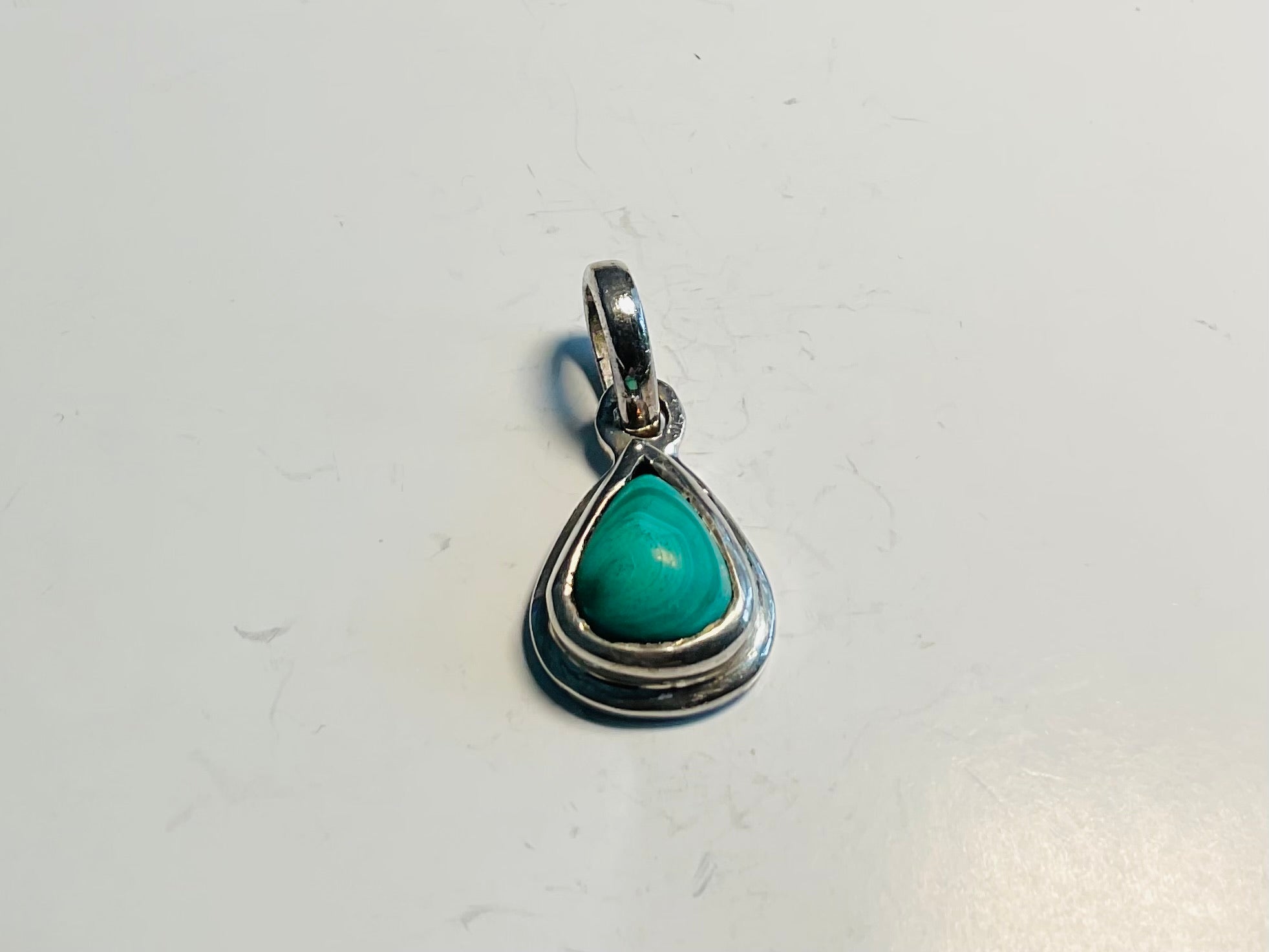 Malachite pendant design 3
