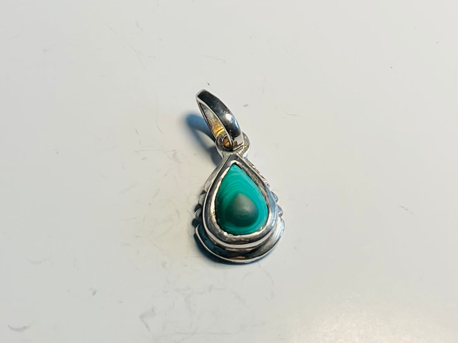 Malachite pendant design 2